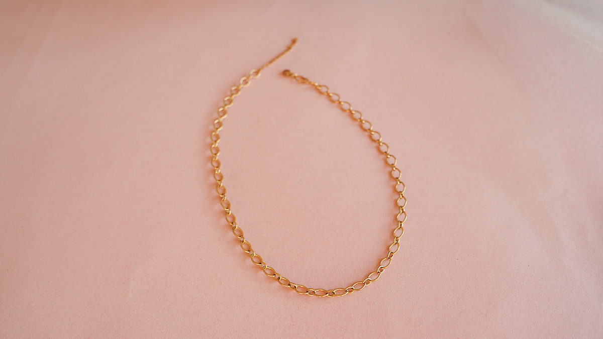 Mes bijoux DIY - Kit bijoux Collier charms Clés en Acier Inoxydable Doré : Etape 1