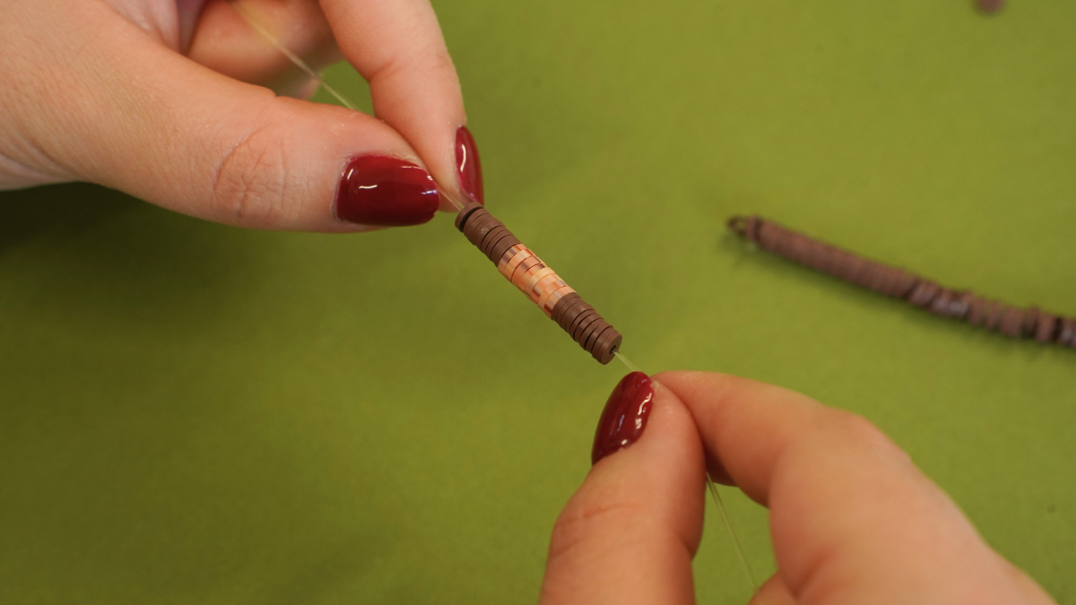 Bracelets Symboliques avec Mix Breloques & Lettres : Etape 2 Bracelets Symboliques avec Mix Breloques & Lettres : Etape 2