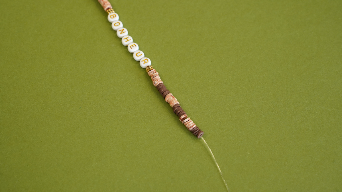 Bracelets Symboliques avec Mix Breloques & Lettres : Etape 4 Bracelets Symboliques avec Mix Breloques & Lettres : Etape 4