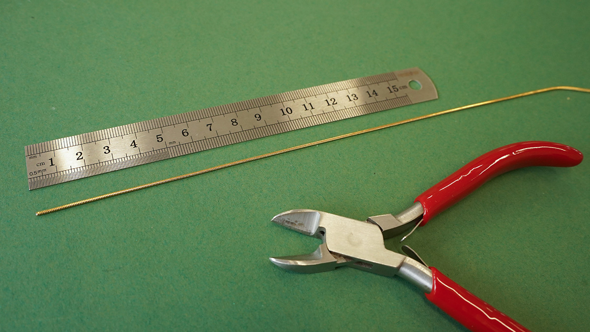 Boucles d'oreilles franges serpentine : Etape 1 Boucles d'oreilles franges serpentine : Etape 1