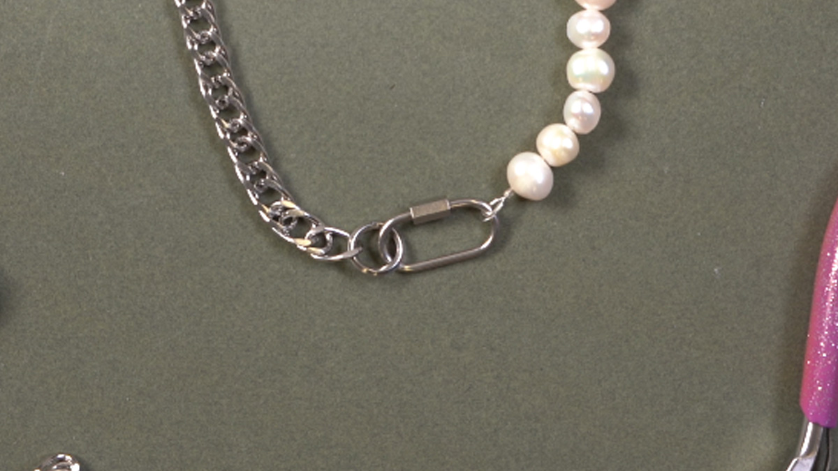 Collier de perles d'eau douce et chaîne gourmette : Etape 7