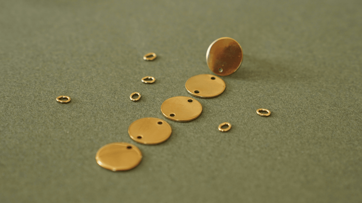 Boucles d'oreilles pendantes pierres gemmes : Etape 1