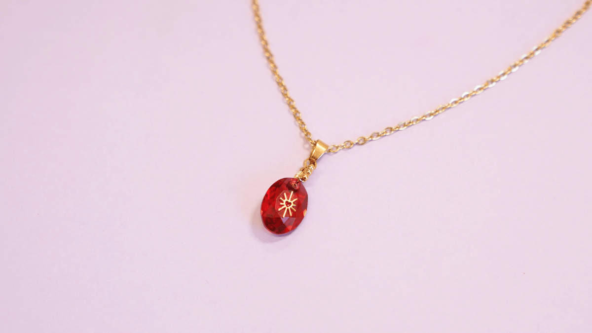 Collier pendentif PureCrystal et chaîne en acier inox : Etape 4 Collier pendentif PureCrystal et chaîne en acier inox : Etape 4