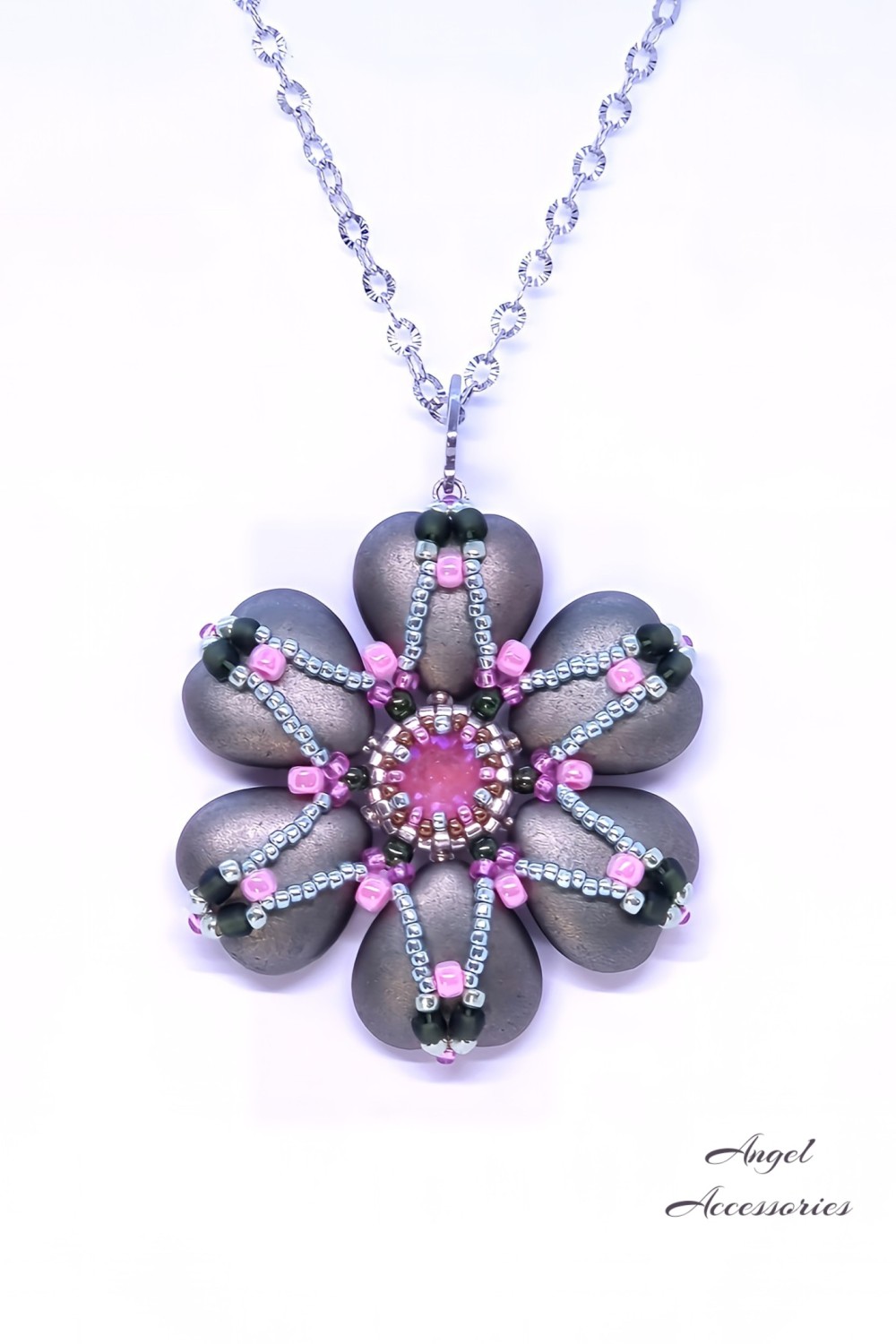 Schéma Pendentif Fleur de Coeur par Angel Accessories Schéma Pendentif Fleur de Coeur par Angel Accessories