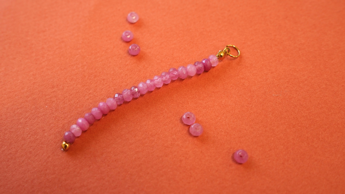 Boucles d'oreilles pendantes en pierre gemme : Etape 5