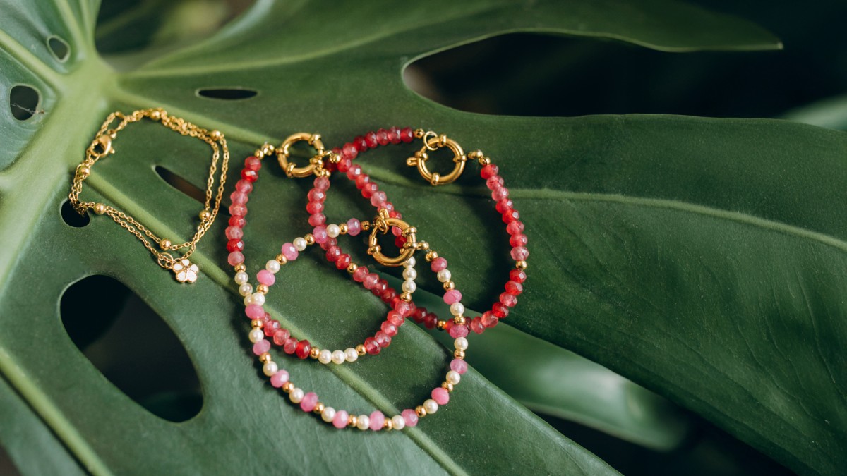 Schéma Assortiment de bracelets en pierres naturelles