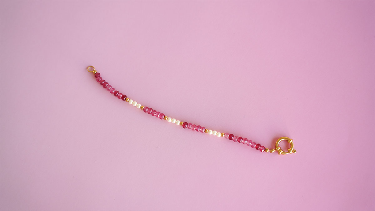 Assortiment de bracelets en pierres naturelles : Etape 5