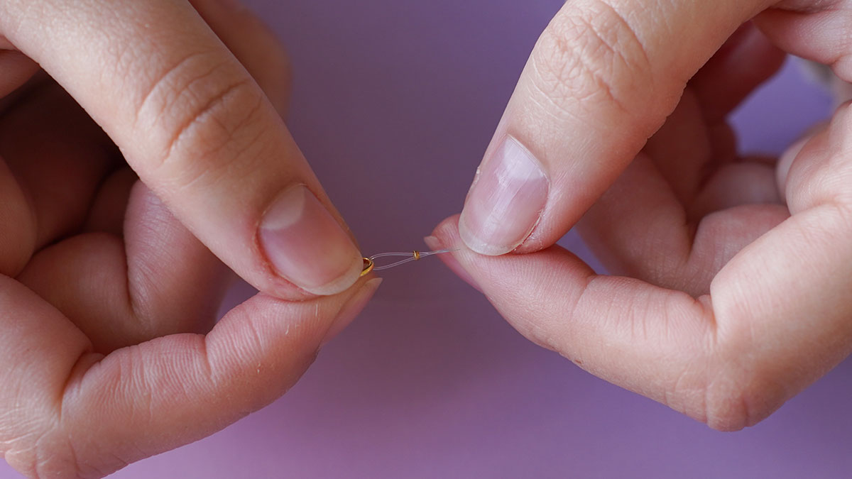 Bracelet avec rocailles colorées et perles d'eau douce : Etape 1 Bracelet avec rocailles colorées et perles d'eau douce : Etape 1