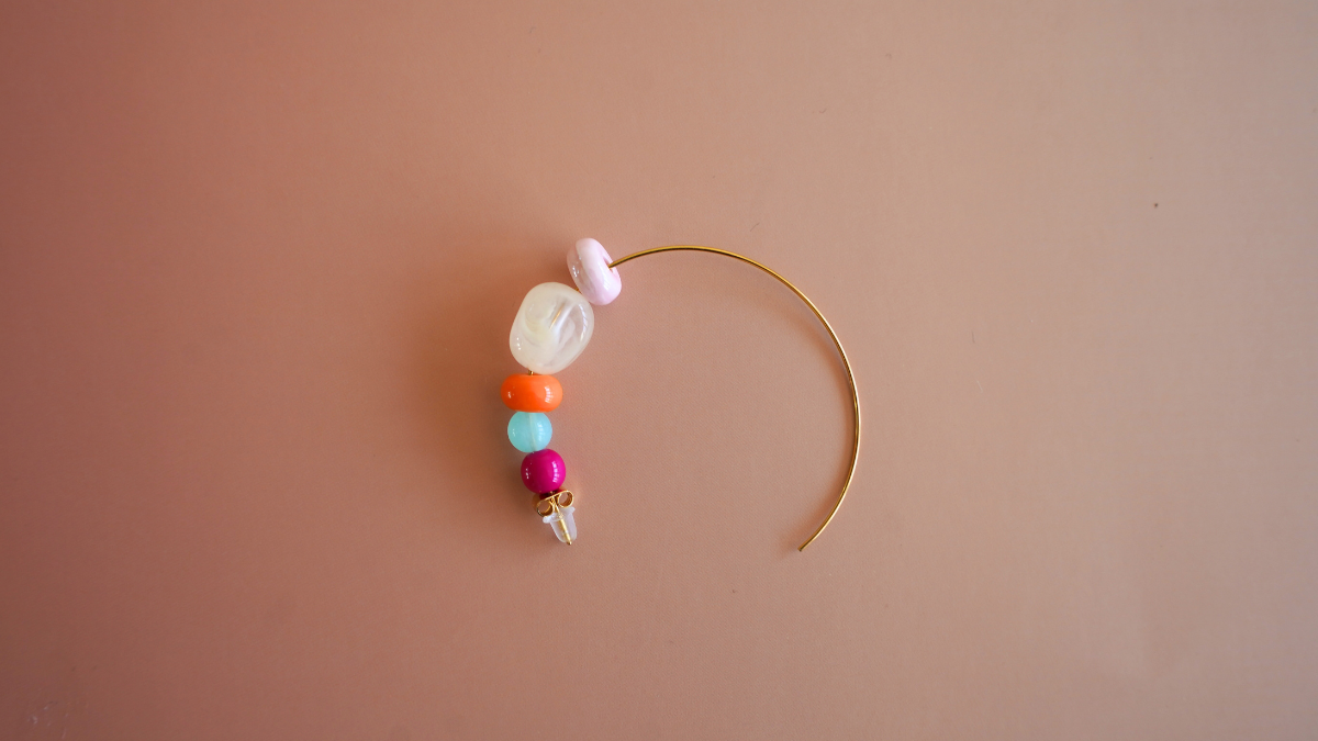 Boucles d'oreilles avec mix de perles colorées : Etape 4 Boucles d'oreilles avec mix de perles colorées : Etape 4