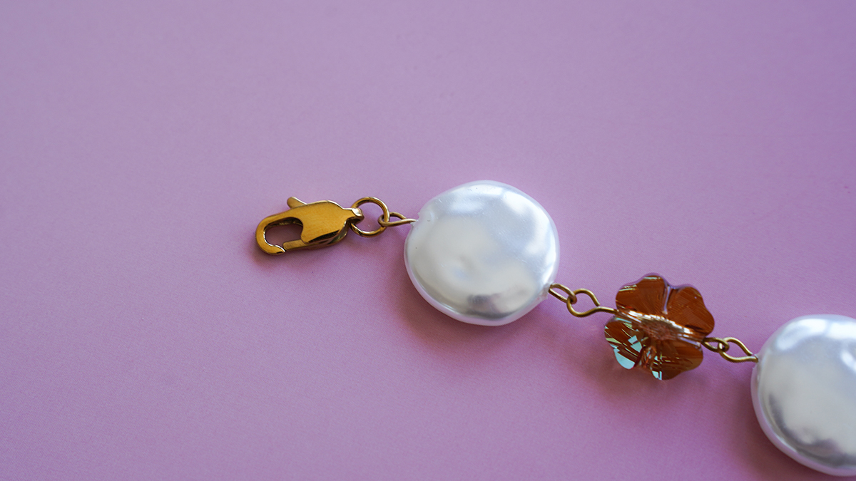 Collier cristaux PureCrystal et perles nacrées : Etape 6