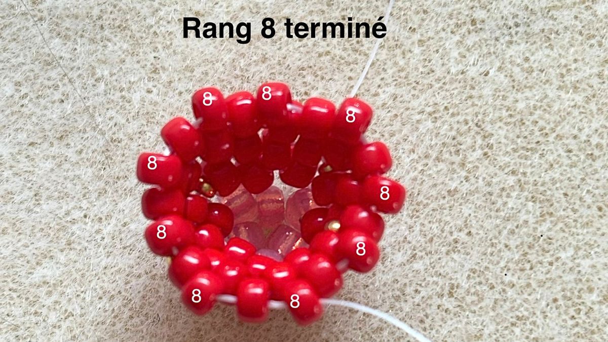 Tissage fraises 3D en peyote circulaire : Etape 5