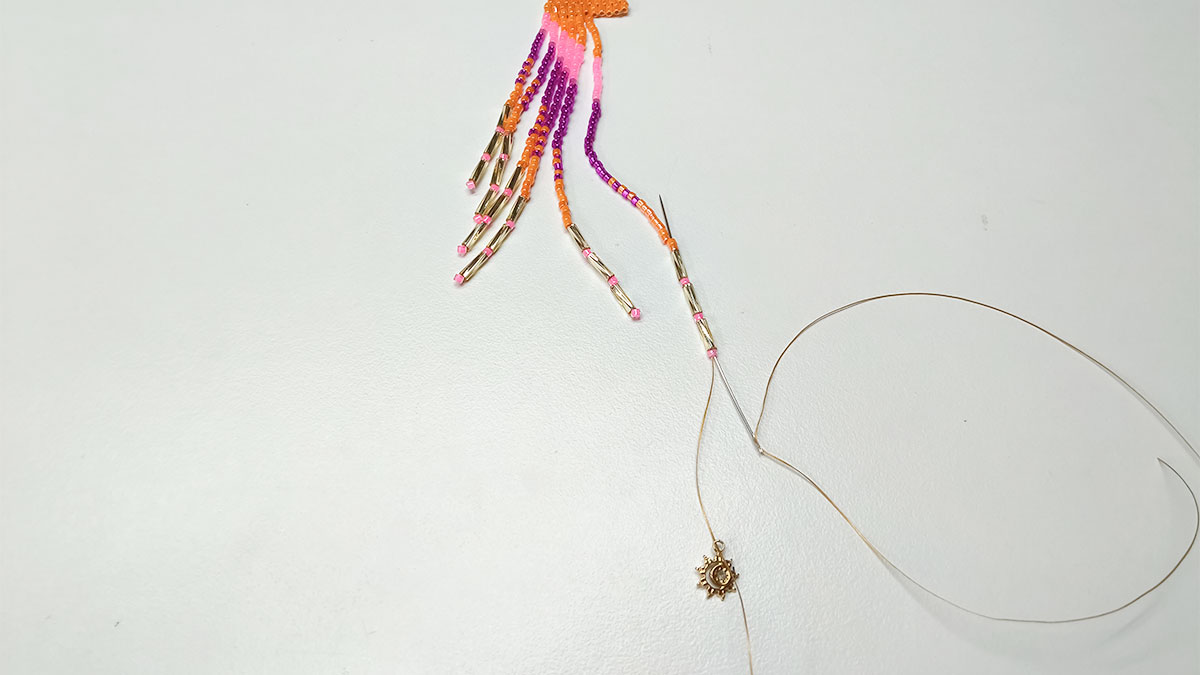 Boucles d'oreilles en double brick stitch : Etape 14