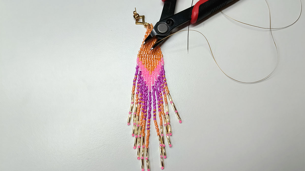 Boucles d'oreilles en double brick stitch : Etape 15