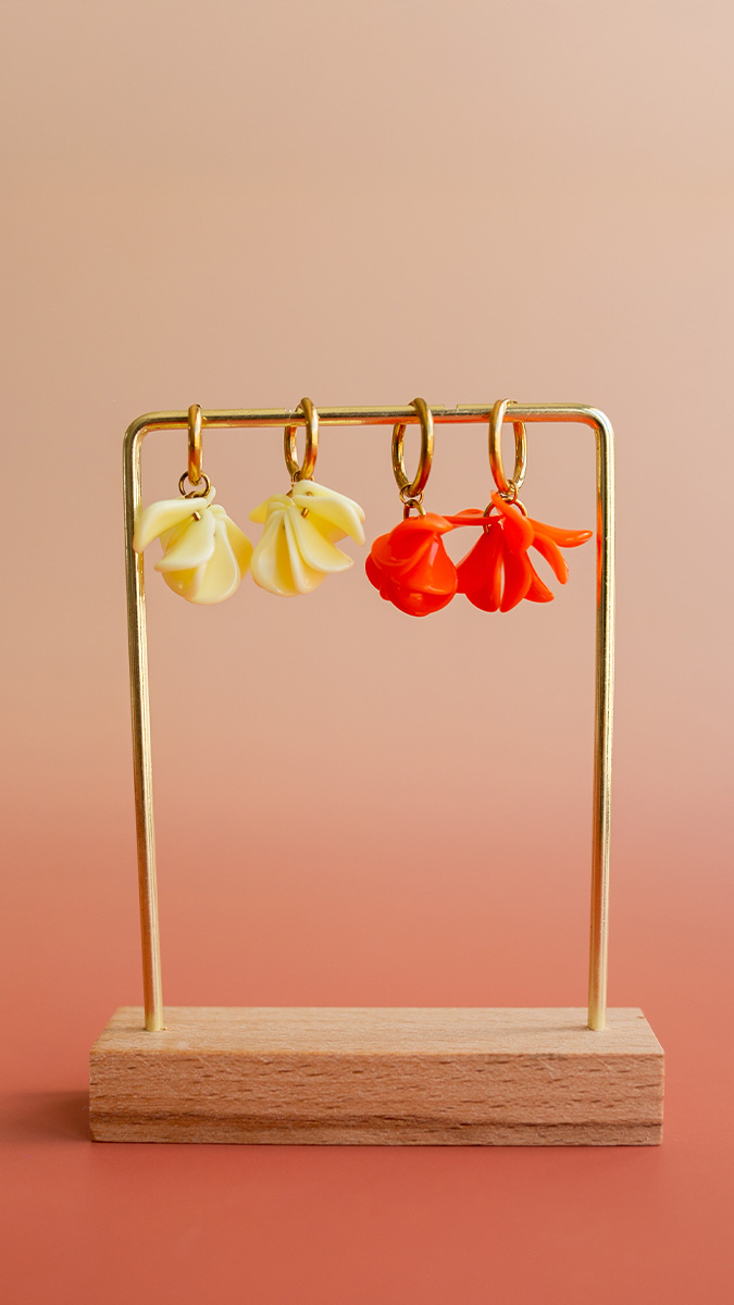 Boucles d'oreilles créoles et mini pétales