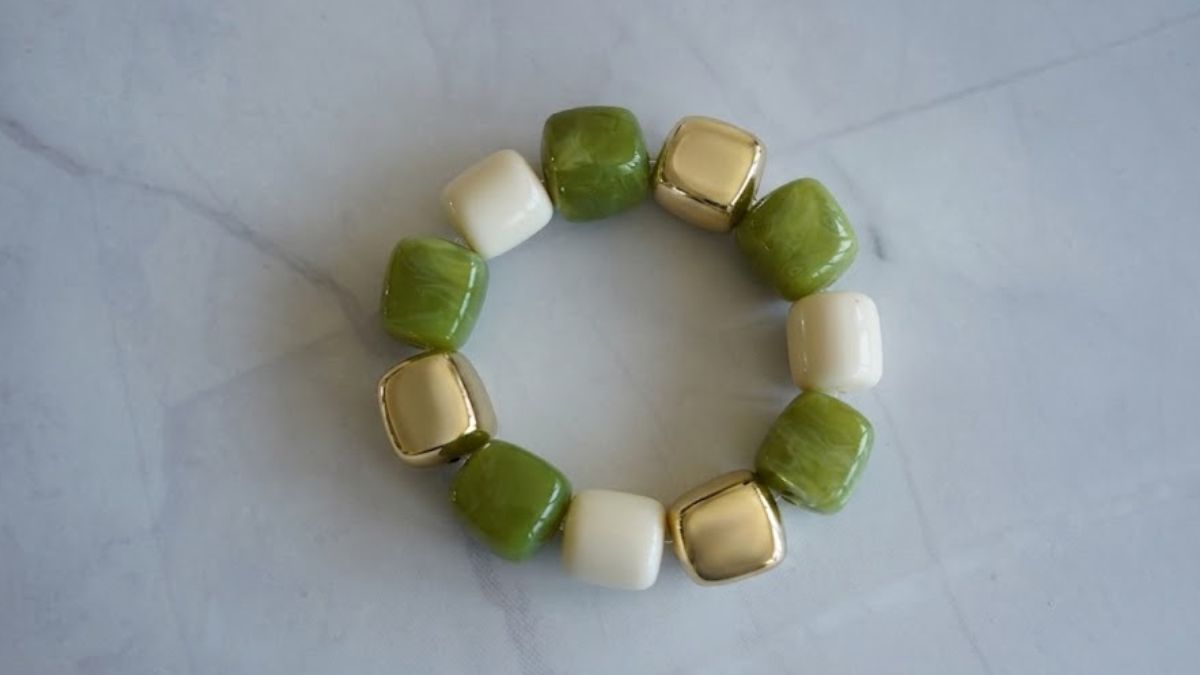 DIY Accumulation de bracelets camaïeu de vert : Etape 9