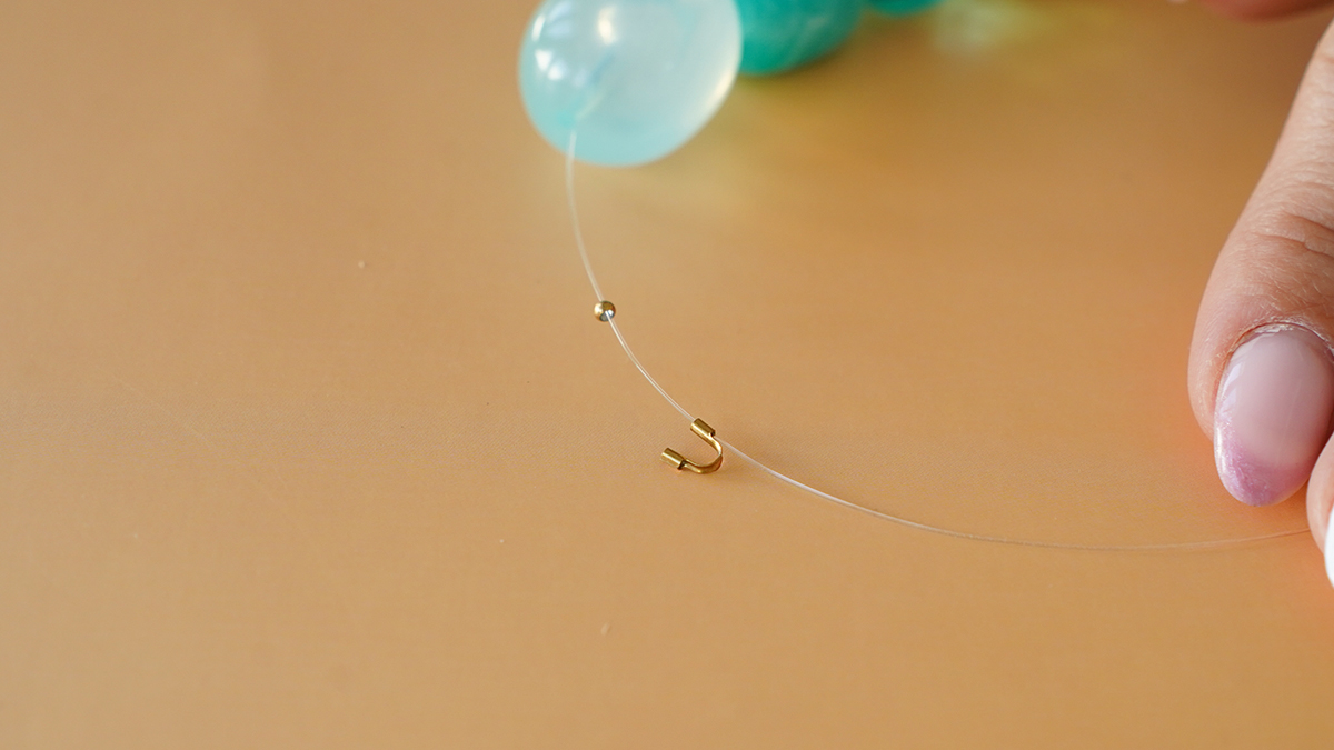 Tuto DIY : réaliser une anse de sac avec des perles en résine : Etape 1 Tuto DIY : réaliser une anse de sac avec des perles en résine : Etape 1