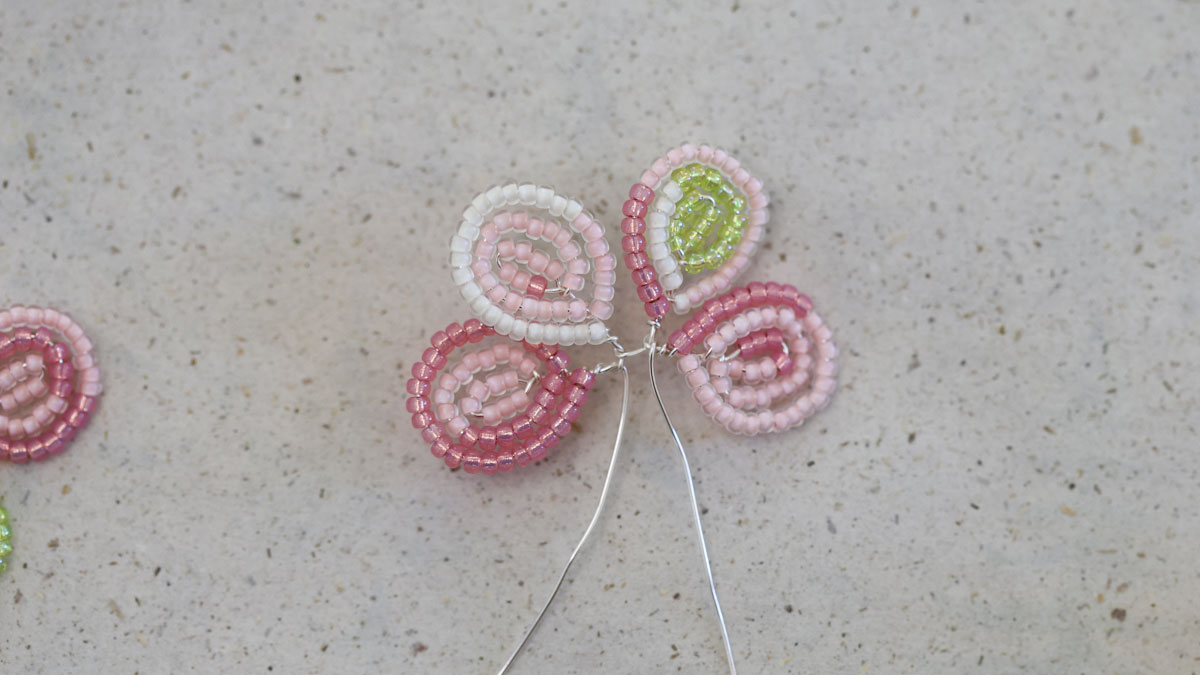 Fleurs d'Hortensia en perles : Etape 6