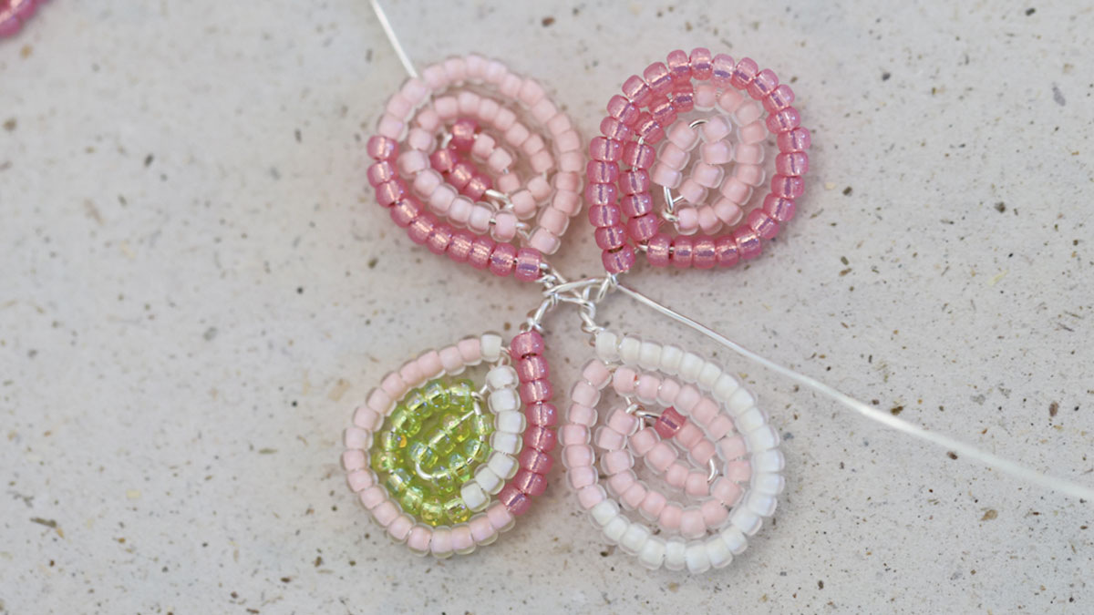 Fleurs d'Hortensia en perles : Etape 7