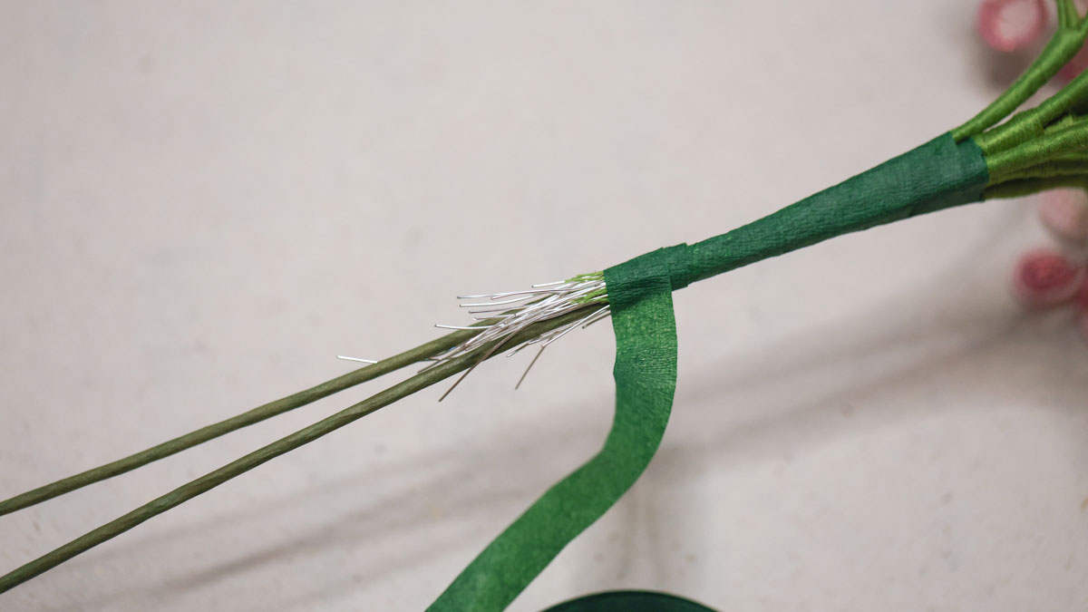 Fleurs d'Hortensia en perles : Etape 22