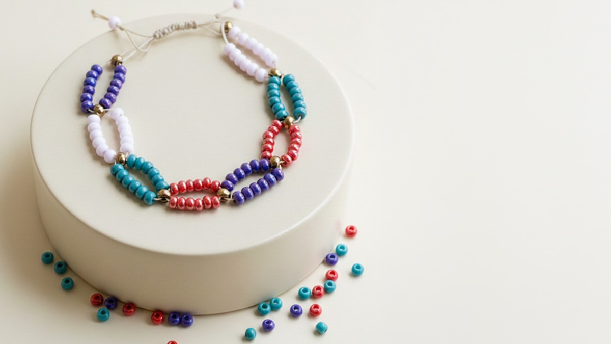 Schéma Bracelet coloré en maillons avec perles de rocailles 6/0 et 5/0