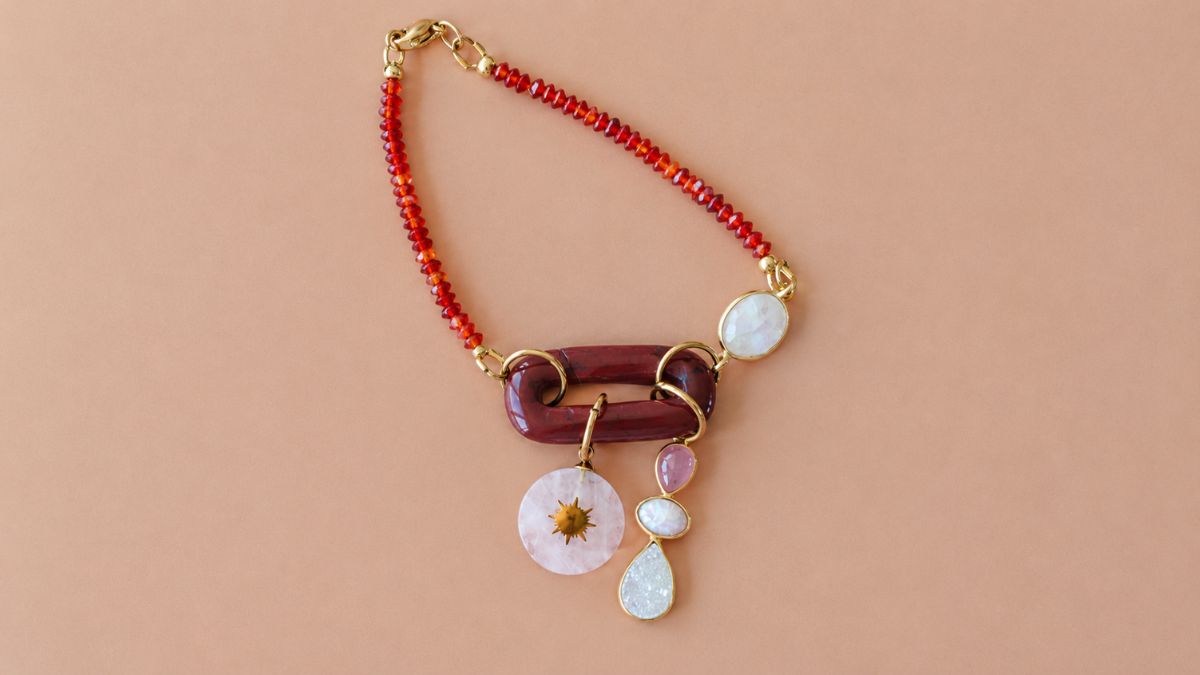 Bracelet en imitation Cornaline avec maillon en Jaspe et breloques : Etape 7