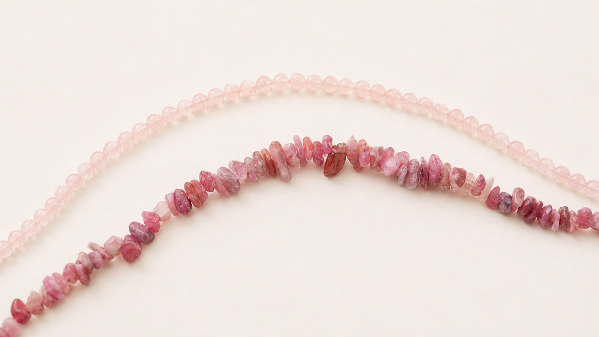 Collier multirangs en pierres gemmes et perles en nacre : Etape 5