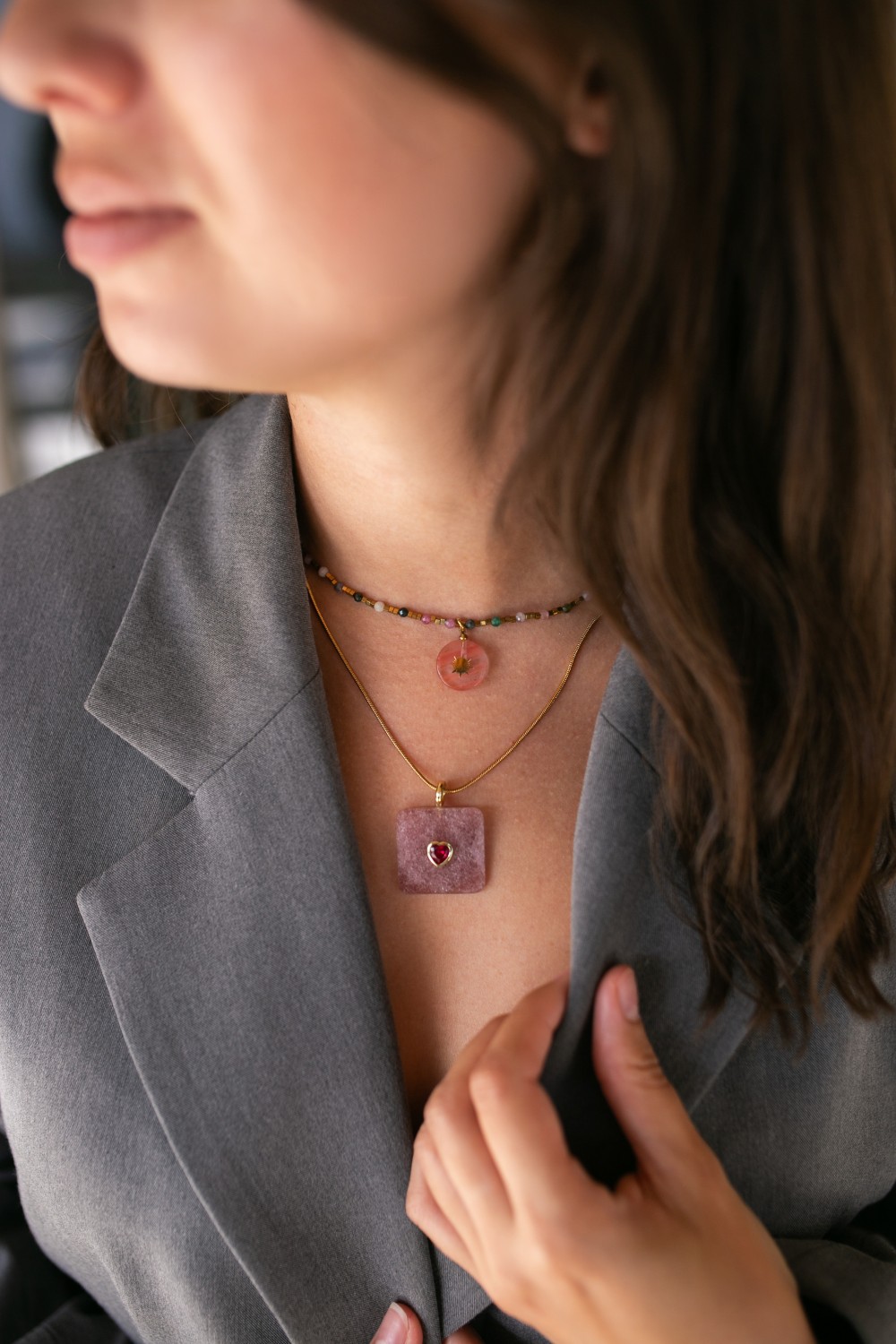 Duo de colliers en pierres naturelles tourmaline et quartz rose