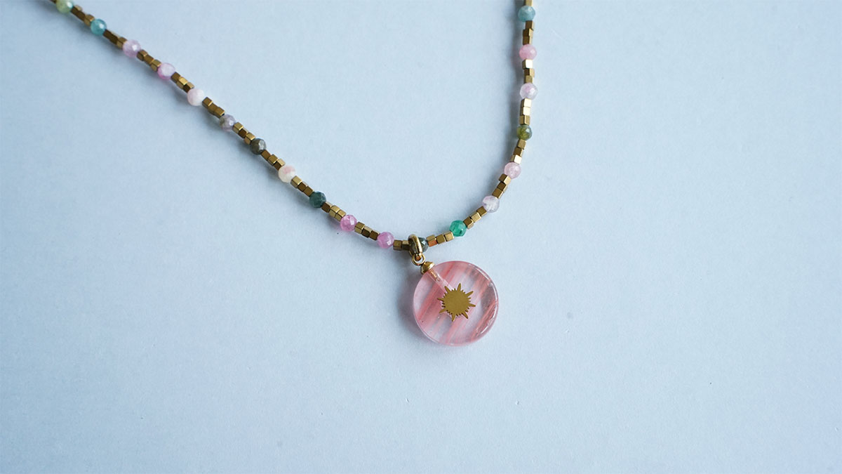 Duo de colliers en pierres naturelles tourmaline et quartz rose : Etape 5
