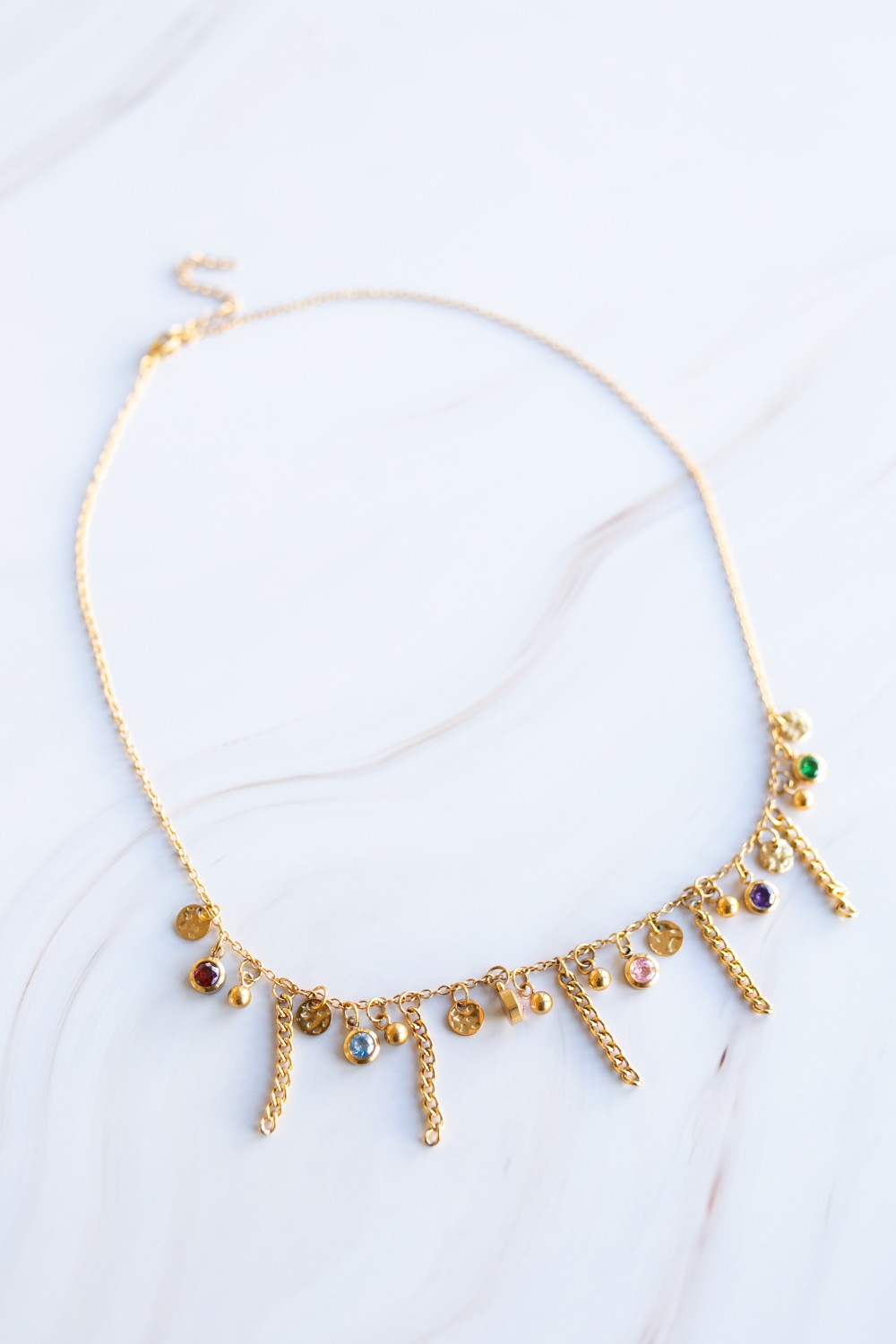 Schéma Collier breloques pierre de naissance et acier inoxydable