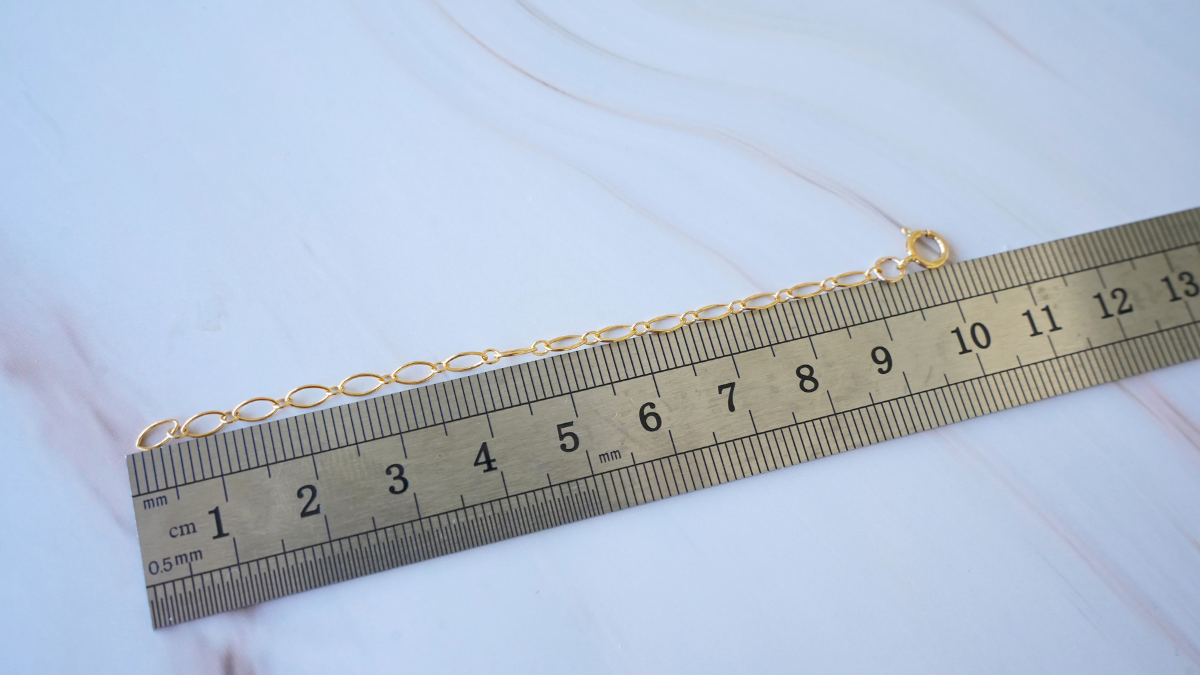 Collier en Gold Filled avec chaîne, perles nacrées et anneau cœur : Etape 1