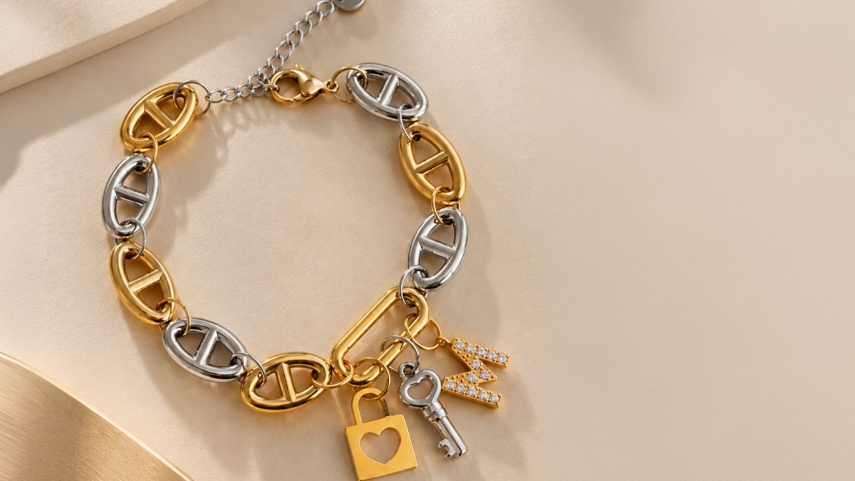 Schéma Bracelet mailles marines dorées et argentées Schéma Bracelet mailles marines dorées et argentées