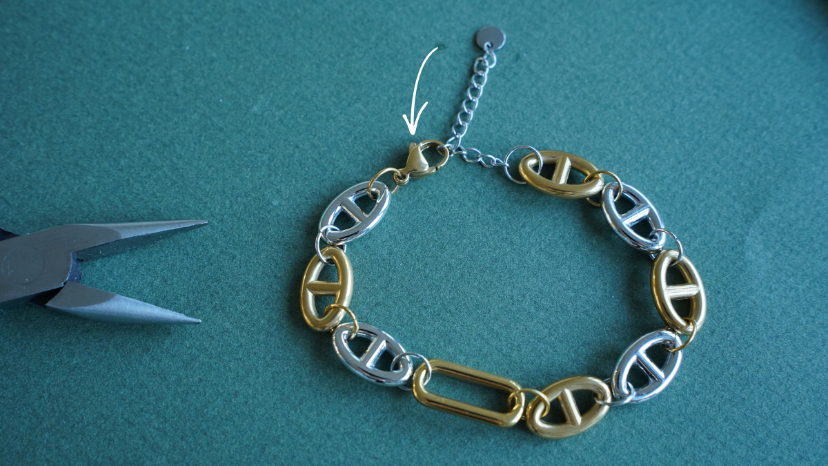 Bracelet mailles marines dorées et argentées : Etape 3 Bracelet mailles marines dorées et argentées : Etape 3