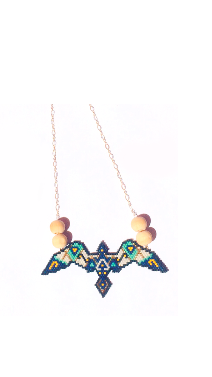 Schéma Sautoir oiseau en tissage brick stitch style amérindien Schéma Sautoir oiseau en tissage brick stitch style amérindien