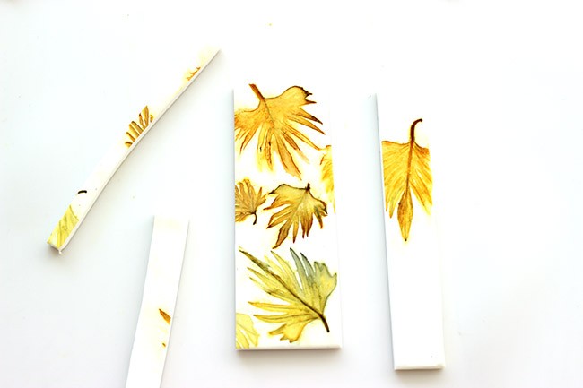 Marque-page en pâte Fimo et pigments Brusho : Etape 7