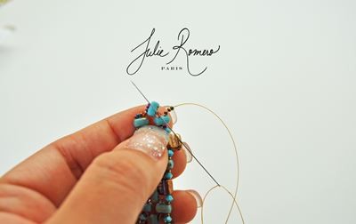 Bracelet perles en verre Groovy Tiles Rullas et Rocailles Miyuki : Etape 21 Bracelet perles en verre Groovy Tiles Rullas et Rocailles Miyuki : Etape 21