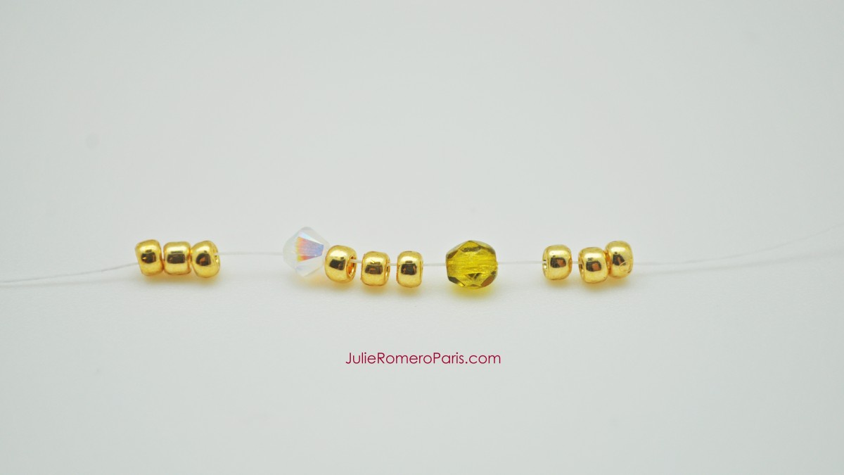 Headband rocailles Toho et chaîne strass PureCrystal : Etape 8 Headband rocailles Toho et chaîne strass PureCrystal : Etape 8