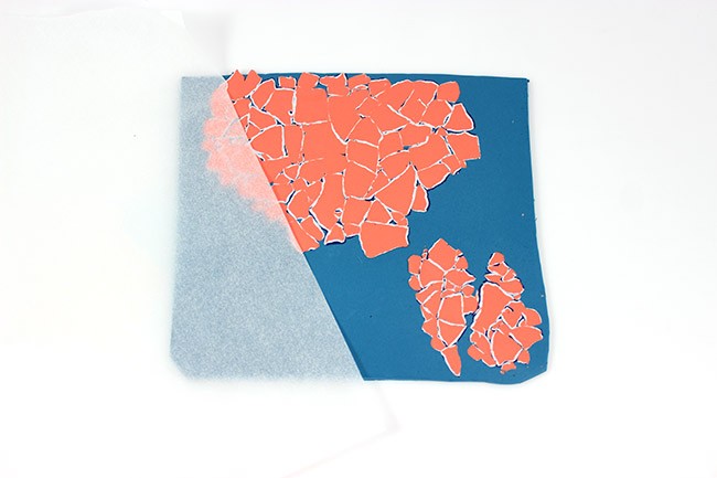 Parure plastron et boucles d'oreilles en Fimo couleur flamingo avec des cauris : Etape 4 Parure plastron et boucles d'oreilles en Fimo couleur flamingo avec des cauris : Etape 4