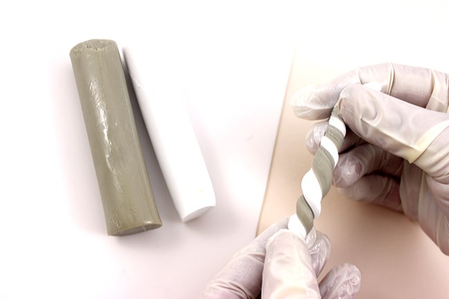 Parure plastron et boucles d'oreilles en Fimo couleur flamingo avec des cauris : Etape 13 Parure plastron et boucles d'oreilles en Fimo couleur flamingo avec des cauris : Etape 13