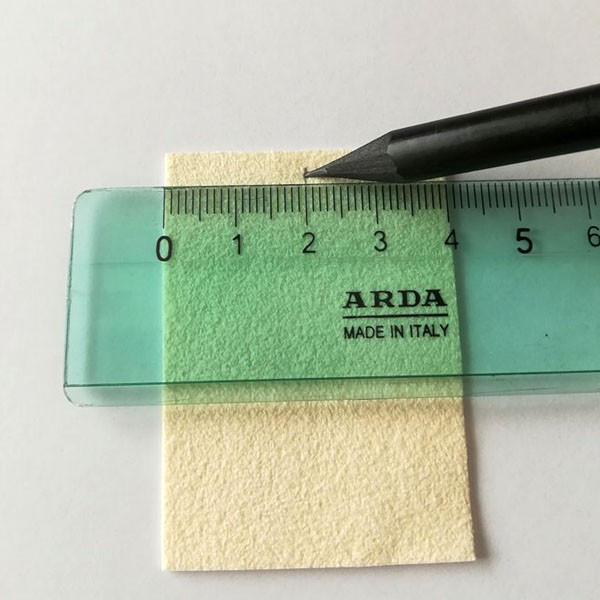 Boucles d'oreilles cabochons PureCrystal majestic blue, buttercup et lime : Etape 2 Boucles d'oreilles cabochons PureCrystal majestic blue, buttercup et lime : Etape 2