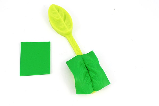 Boucles d'oreilles cerises en Fimo : Etape 1 Boucles d'oreilles cerises en Fimo : Etape 1