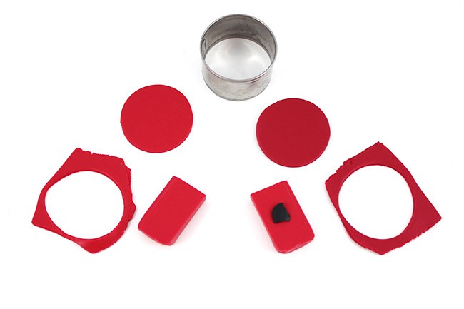 Boucles d'oreilles cerises en Fimo : Etape 4 Boucles d'oreilles cerises en Fimo : Etape 4