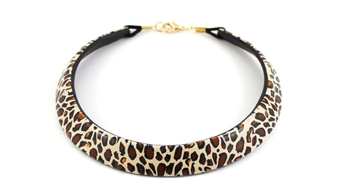 Parure de bijoux fantaisie Fimo motif cane léopard : Etape 17 Parure de bijoux fantaisie Fimo motif cane léopard : Etape 17