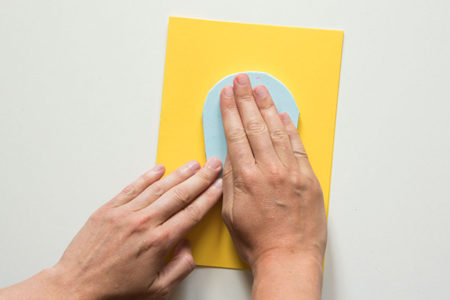 DIY Carte postale tête de mort calavera mexicana avec tampon en caoutchouc sculpté soi-même : Etape 7